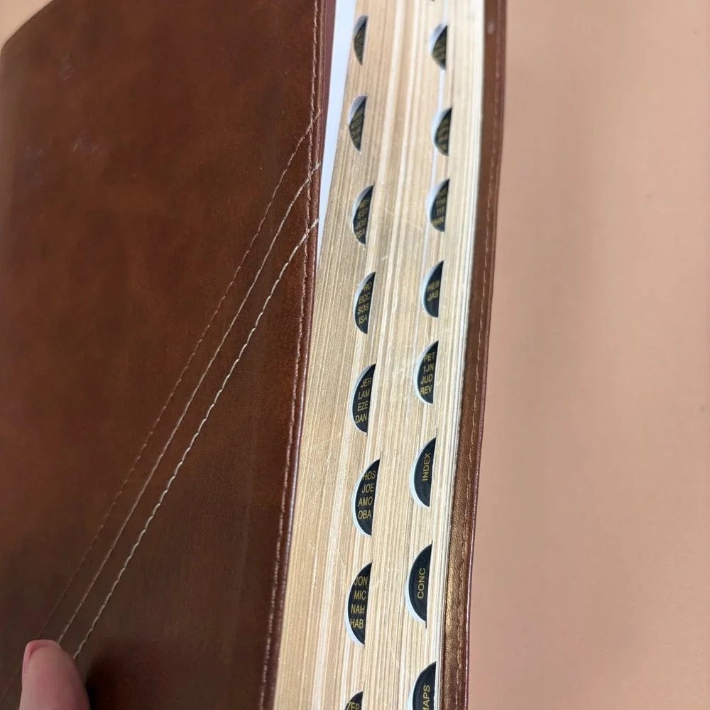 Thomas Nelson KJV Word Study Reference Bible Brown Leathersoft Indexed 2023